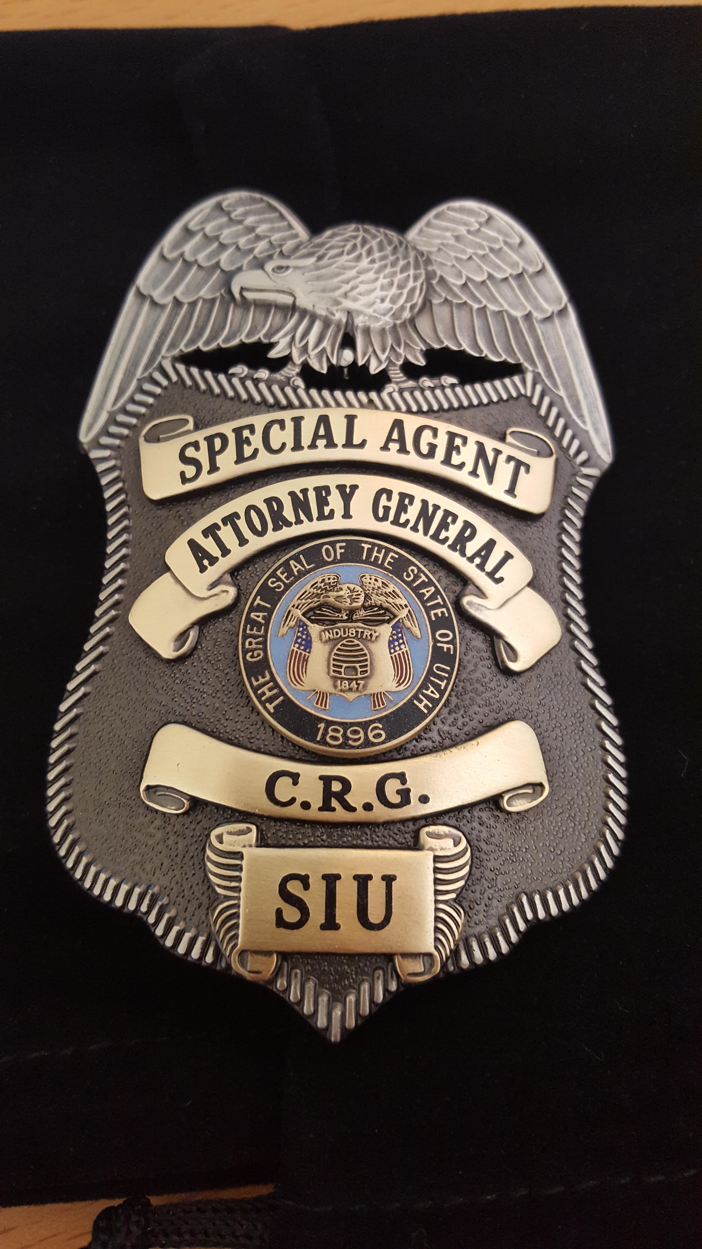 police-badge-designer-custom-police-badges-creative-culture-insignia